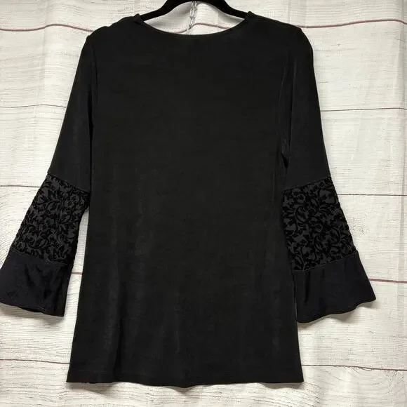 Chico’s Travelers Black Velvet Burnout Lace Bell Sleeve Top Blouse size 1 US M/8 - Picture 7 of 9